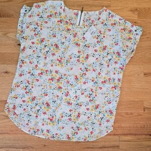 Maurices White Floral Short Sleeve Top with Yellow & Red Blooms